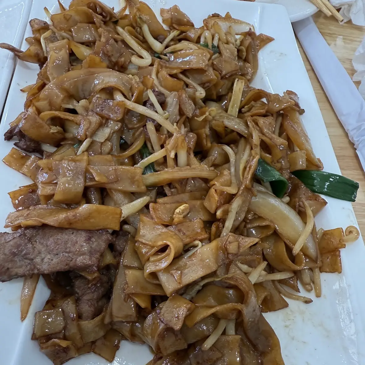 Beef Chow Fun Dry Fried 干炒牛河